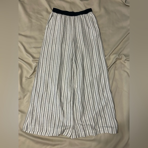 Free People White and Grey Striped Wide Leg Flowy Pants with Waistband - S - Picture 2 of 7